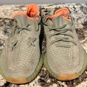Kids Adidas Yeezy Boost 350 V2